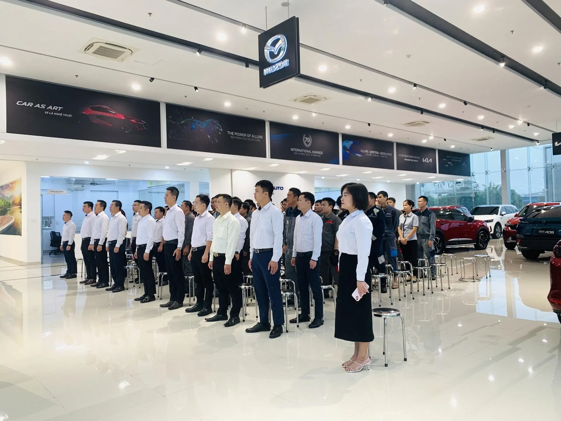 CHÀO CỜ THÁNG 9/2024: THACO AUTO PHÚ THỌ CHÚ TRỌNG TRIỂN KHAI CÔNG TÁC BÁN HÀNG & DỊCH VỤ